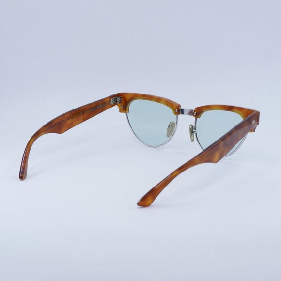 🕶️ New Celine CL40059U 18N Sunglasses - Light Havana Frame, Blue Lenses - Picture 12 of 12